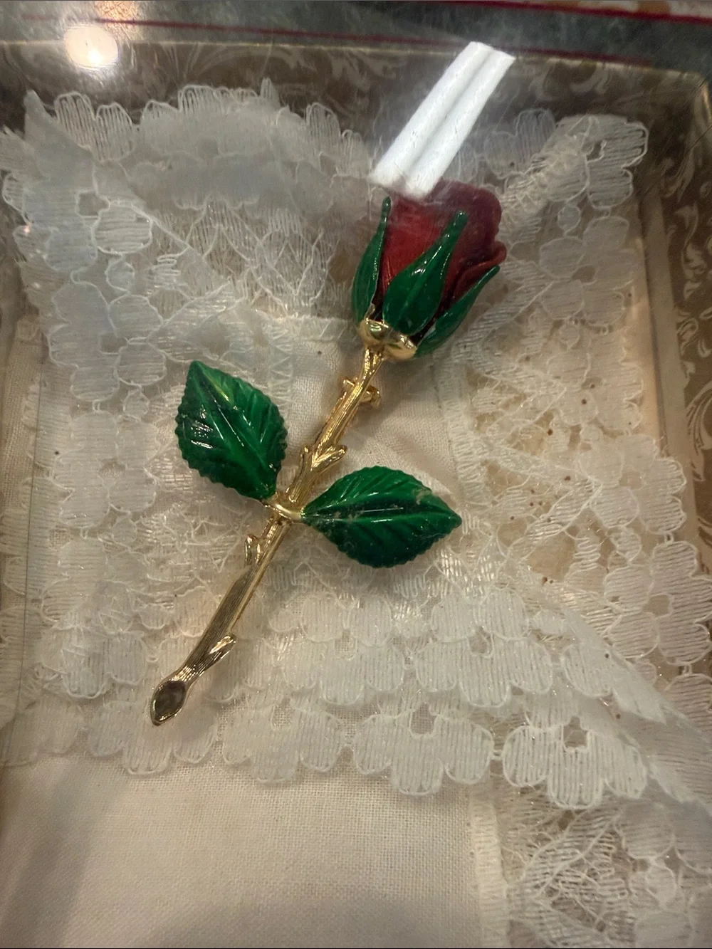 Vintage Red Rose Brooch Pin & Lace Handkerchief Boxed Set New Old Stock NOS